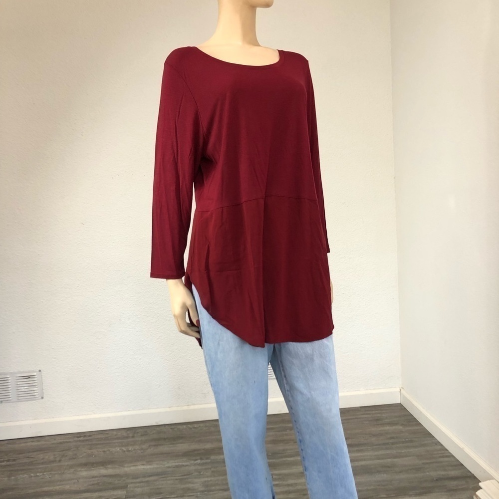 NEW Two by VINCE CAMUTO Malbec Red harbor voyage XL